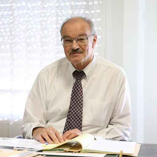 Karl-Wilhelm Schuhmacher Karl-Wilhelm Schuhmacher